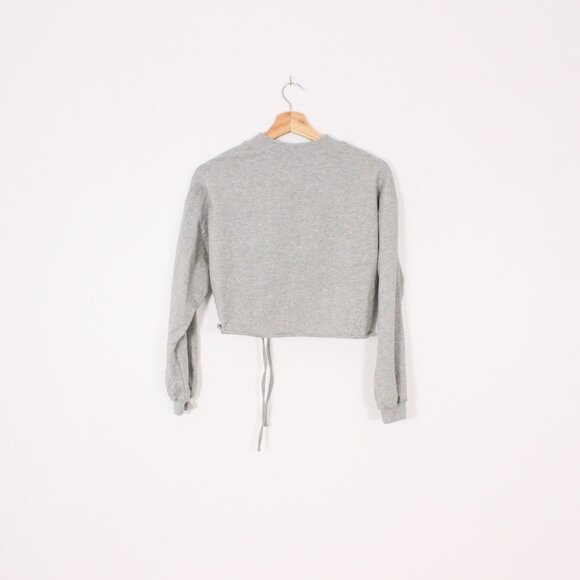 *Women's No Bra Club Letter Printed Long Sleeve Crop Top Long Sleeve - Picture 8 of 8